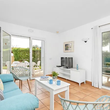 Marta 3 Bedroom Villa, Villa Cala Blanca (Menorca)