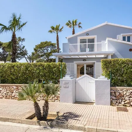 Marta 3 Bedroom Villa, Villa Cala Blanca (Menorca)