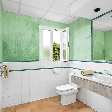 Marta 3 Bedroom Villa, Cala Blanca (Menorca)